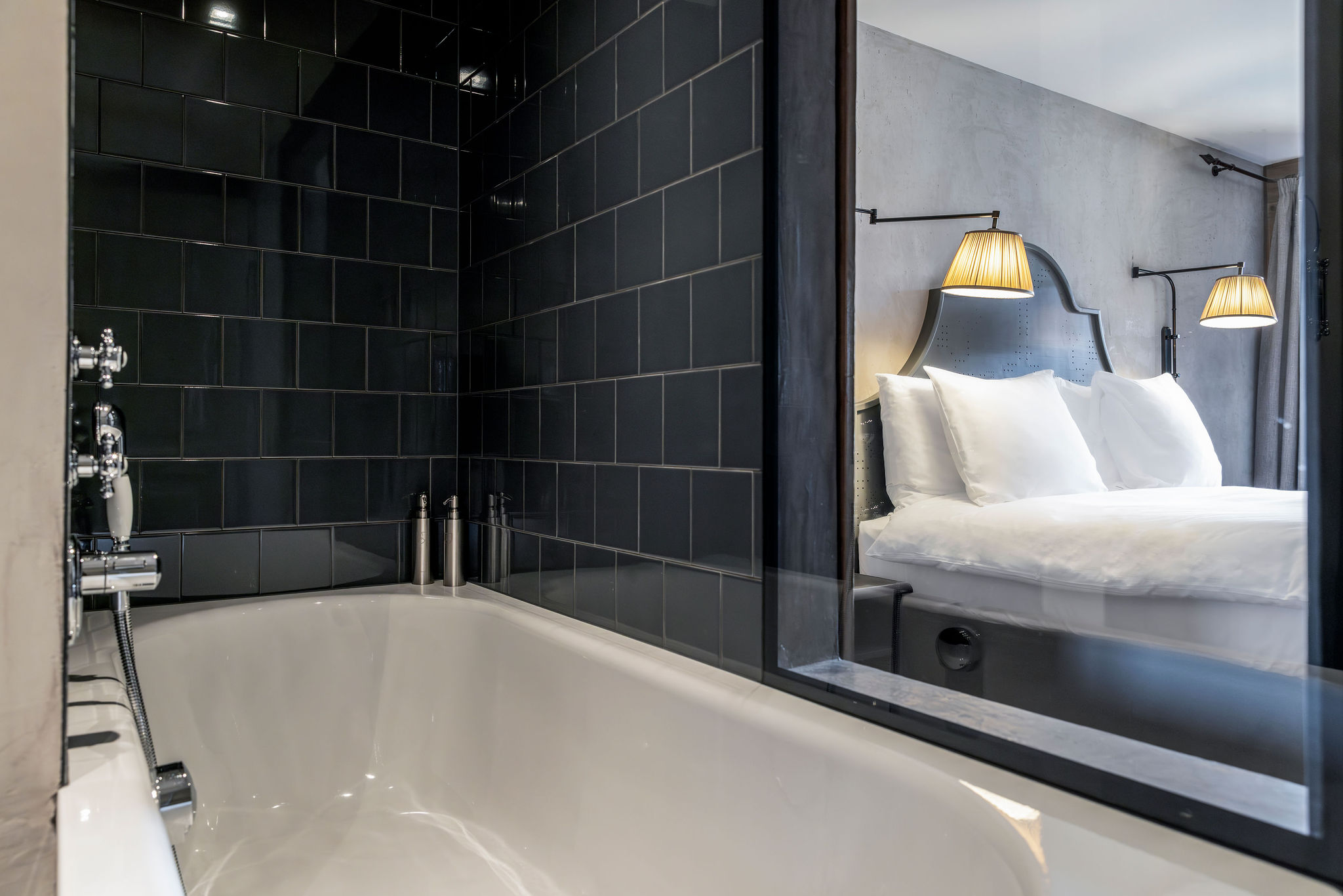 CDA_eleganceFPsdb_4MSKY